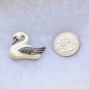 Vintage Sterling Silver 925 Cloisonne Enamel Marcasite Swan Pin Brooch